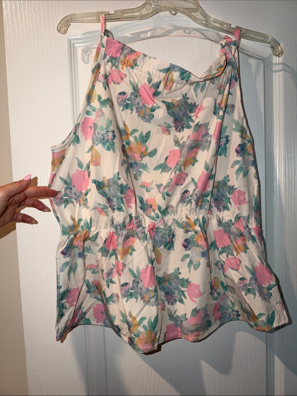 SHEIN Cream Floral Tie-Shoulder Peplum Cami in Pink & Green